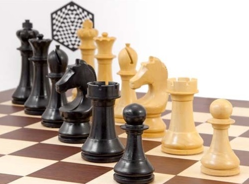 Official World Chess Pieces - buy online with worldwide shipping – World  Chess Shop